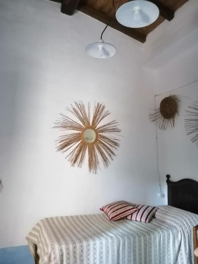 B&B Corte San Lussorio Ольена Экстерьер фото