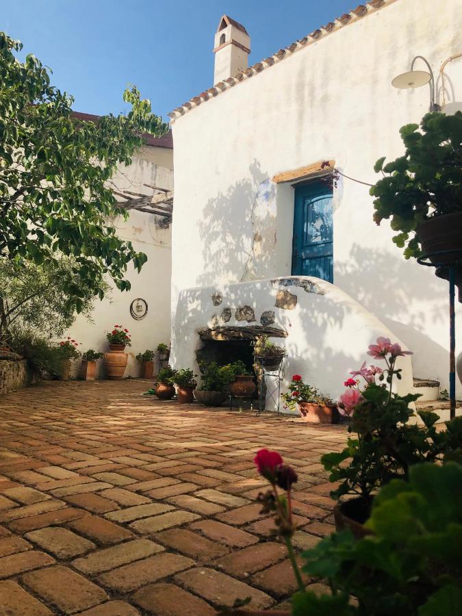 B&B Corte San Lussorio Ольена Экстерьер фото