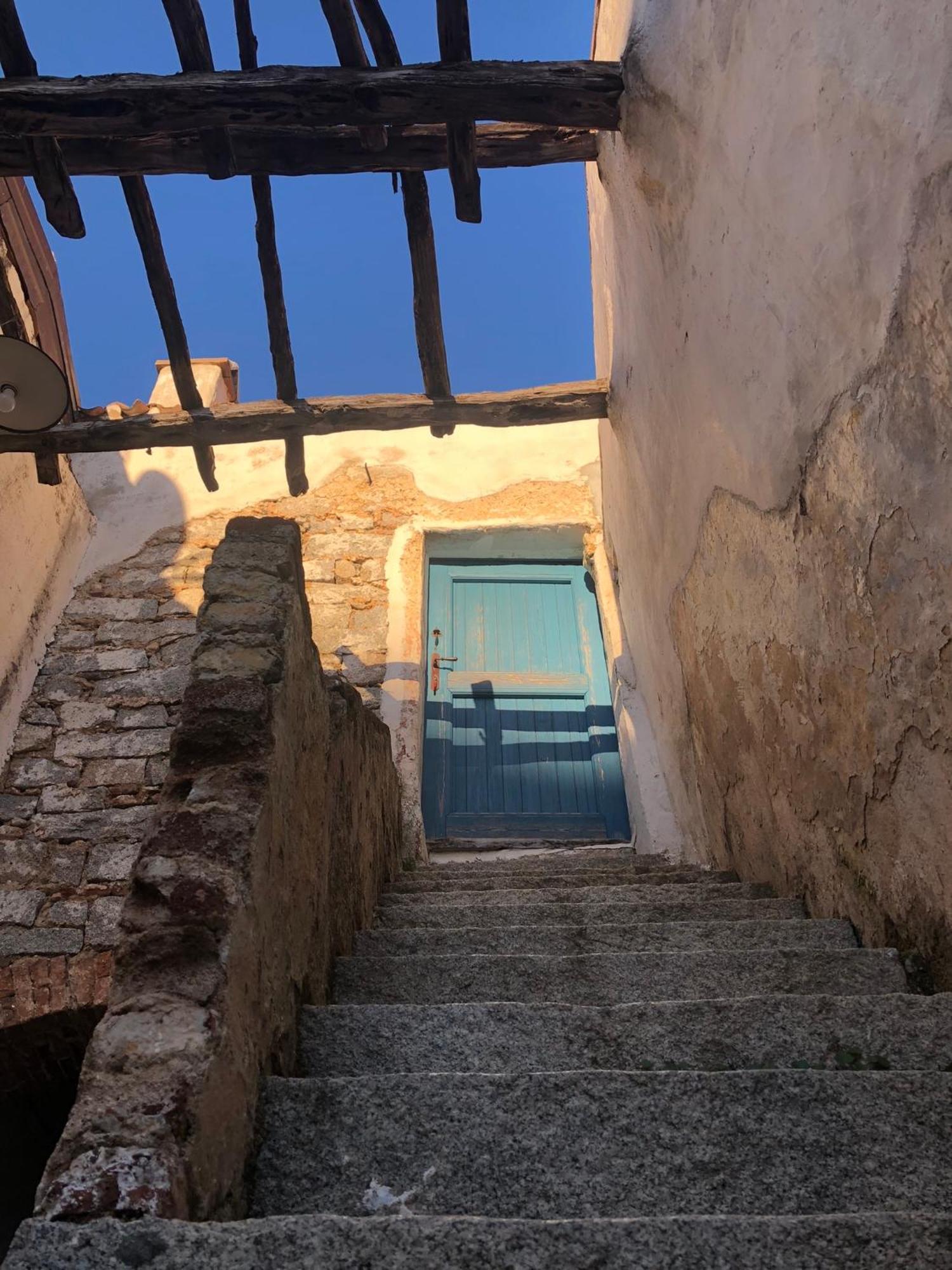 B&B Corte San Lussorio Ольена Экстерьер фото