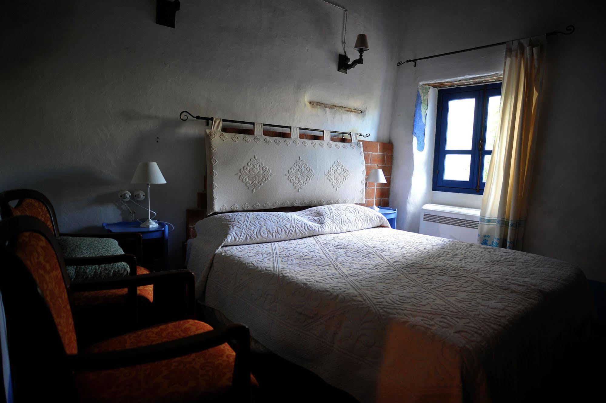 B&B Corte San Lussorio Ольена Экстерьер фото