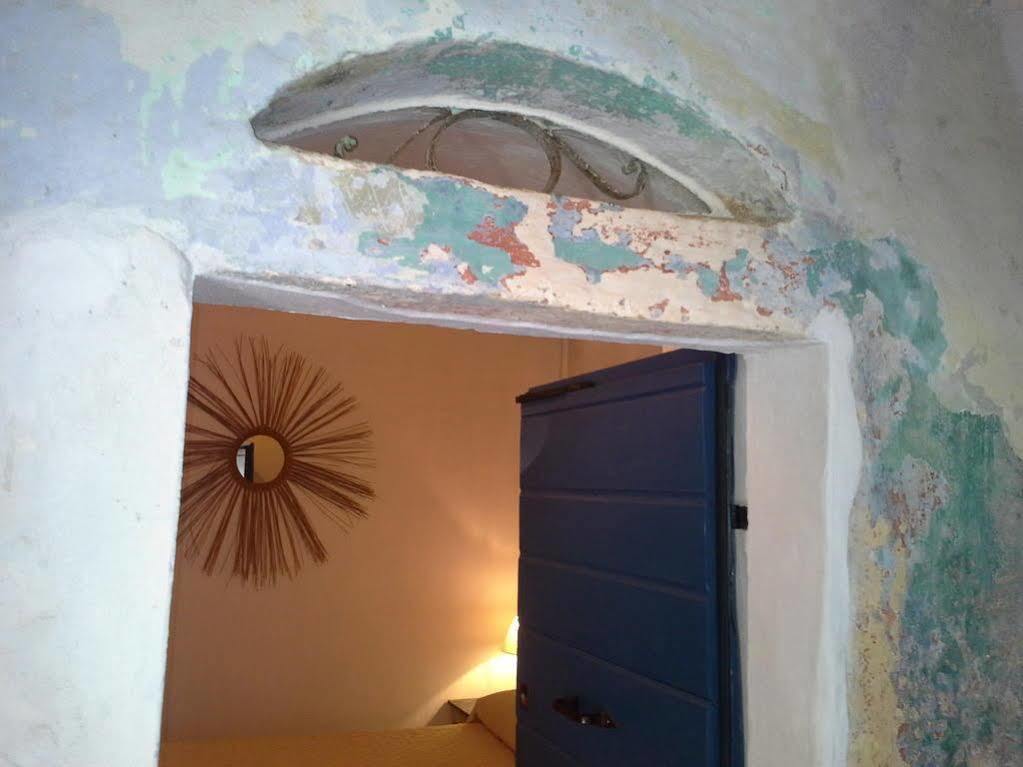 B&B Corte San Lussorio Ольена Экстерьер фото